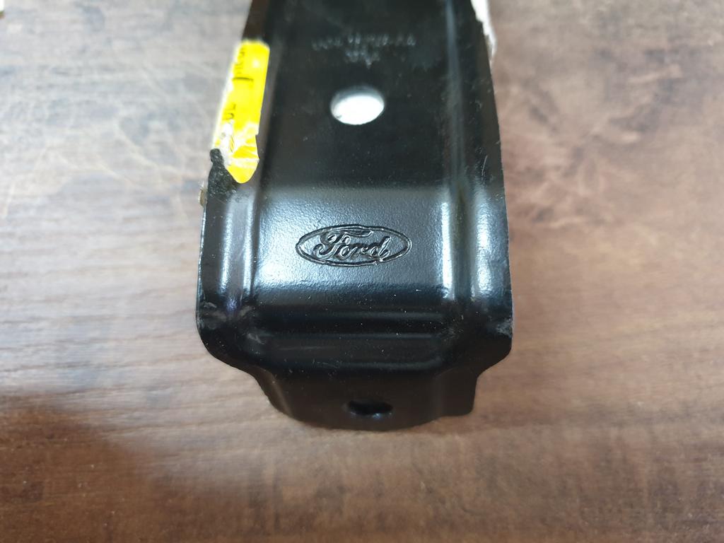 Original New Ford Ranger Right Front Fender Bracket