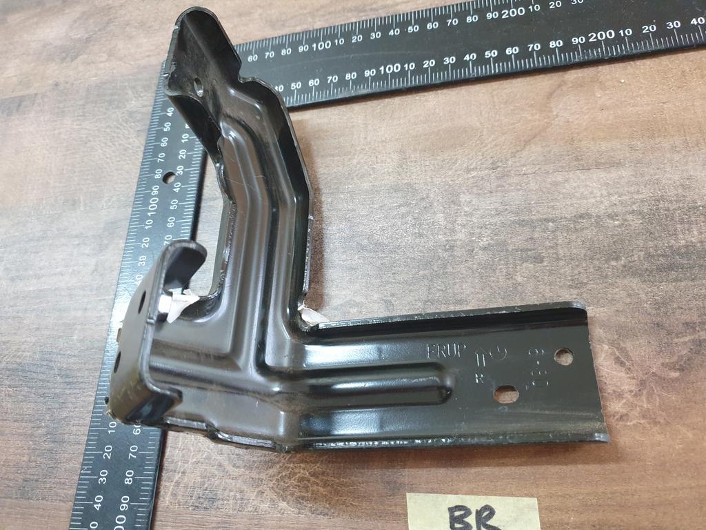 Original New Mercedes-Benz X-Class W470 Right Front Bumper Upper Bracket