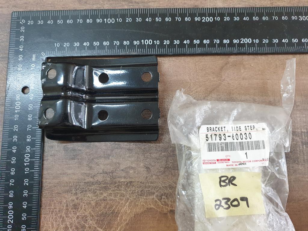 Original New Toyota Land Cruiser Side Step Bracket