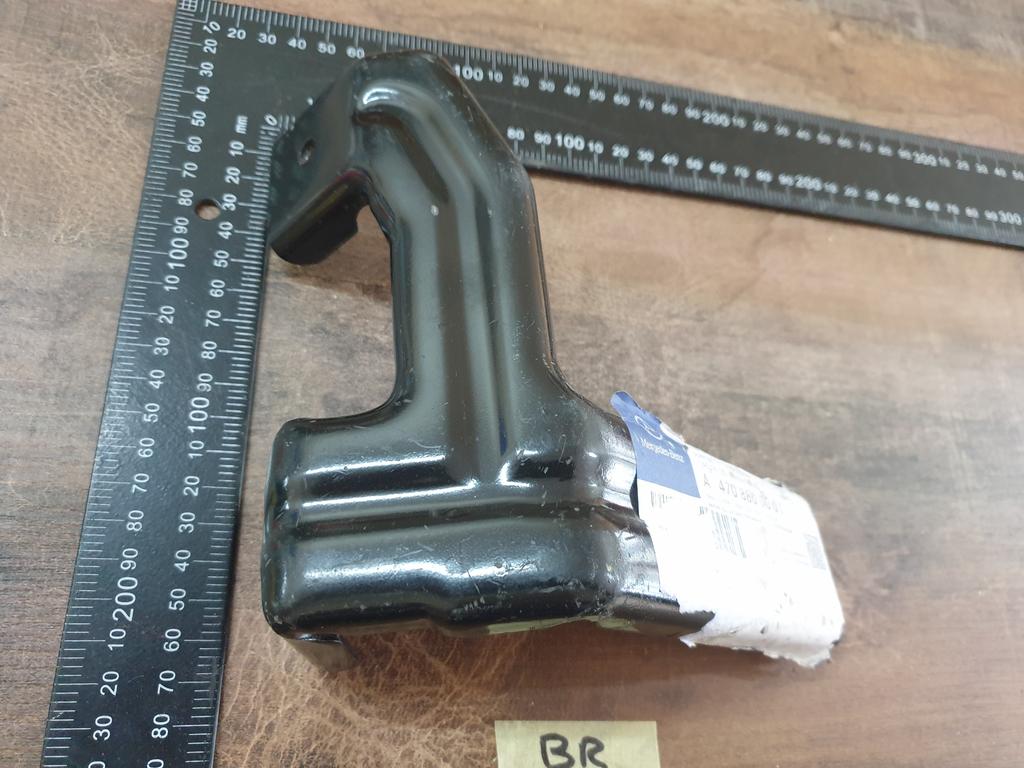 Original New Mercedes-Benz X-Class W470 Left Front Bumper Upper Bracket