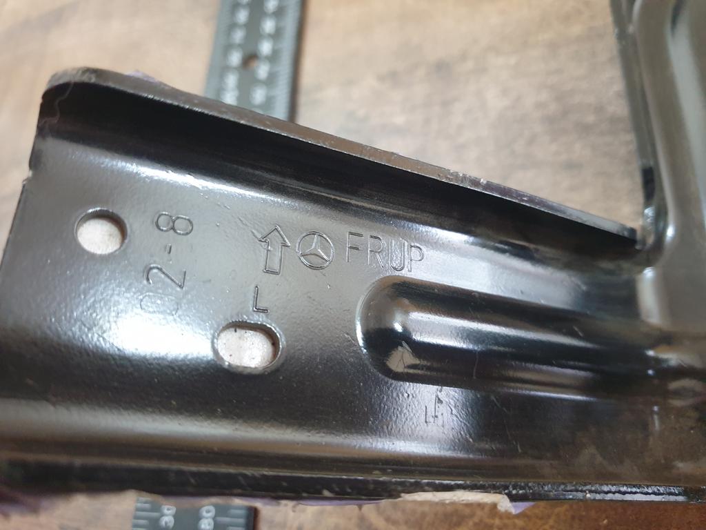 Original New Mercedes-Benz X-Class W470 Left Front Bumper Upper Bracket