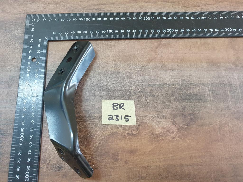 Original New Mercedes-Benz C-Class W204 Left Front Bumper Mounting Bracket