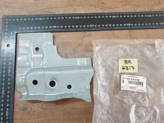 Original New Toyota Hilux Right Front Inner Wheelhouse Bracket