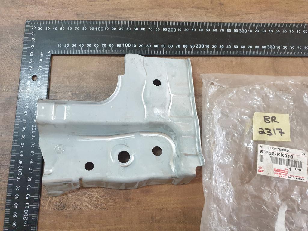 Original New Toyota Hilux Right Front Inner Wheelhouse Bracket