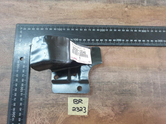 Original New Toyota Corolla Quest Right Front Wheelhouse Bracket