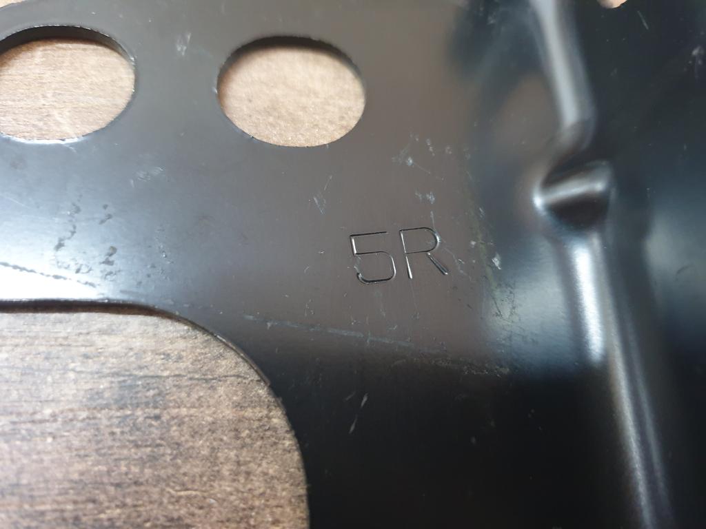 Original New Toyota Corolla Right Radiator Sstay Bracket