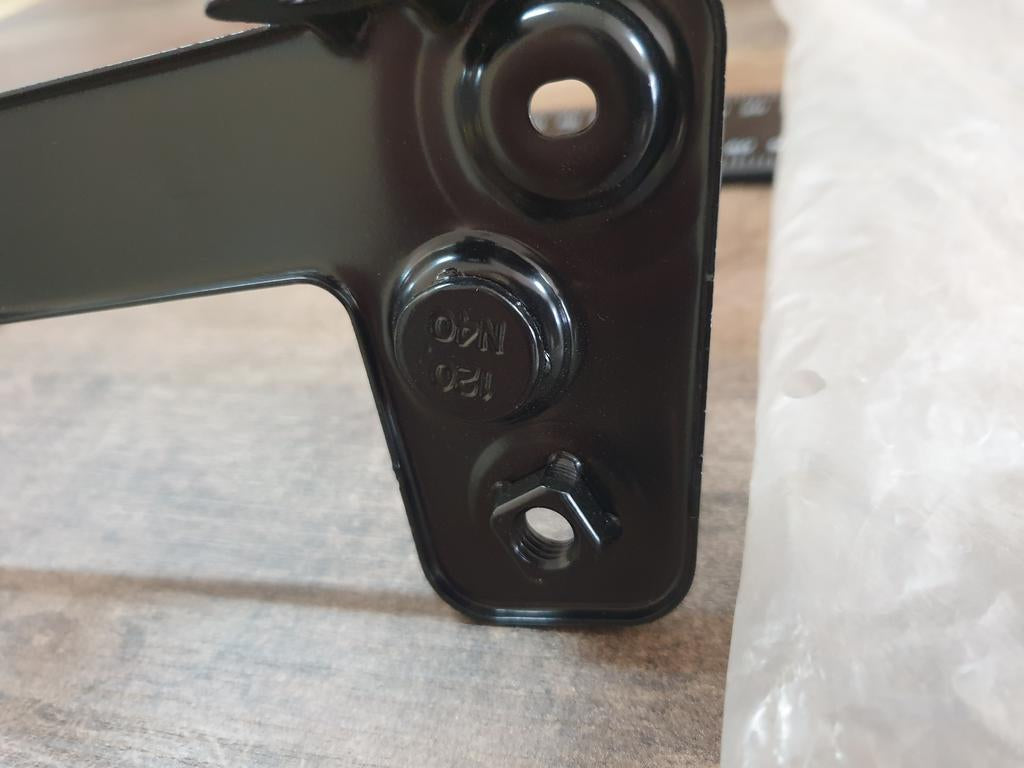 Original New Hyundai Tucson Left Rear Bumper Plate Bracket