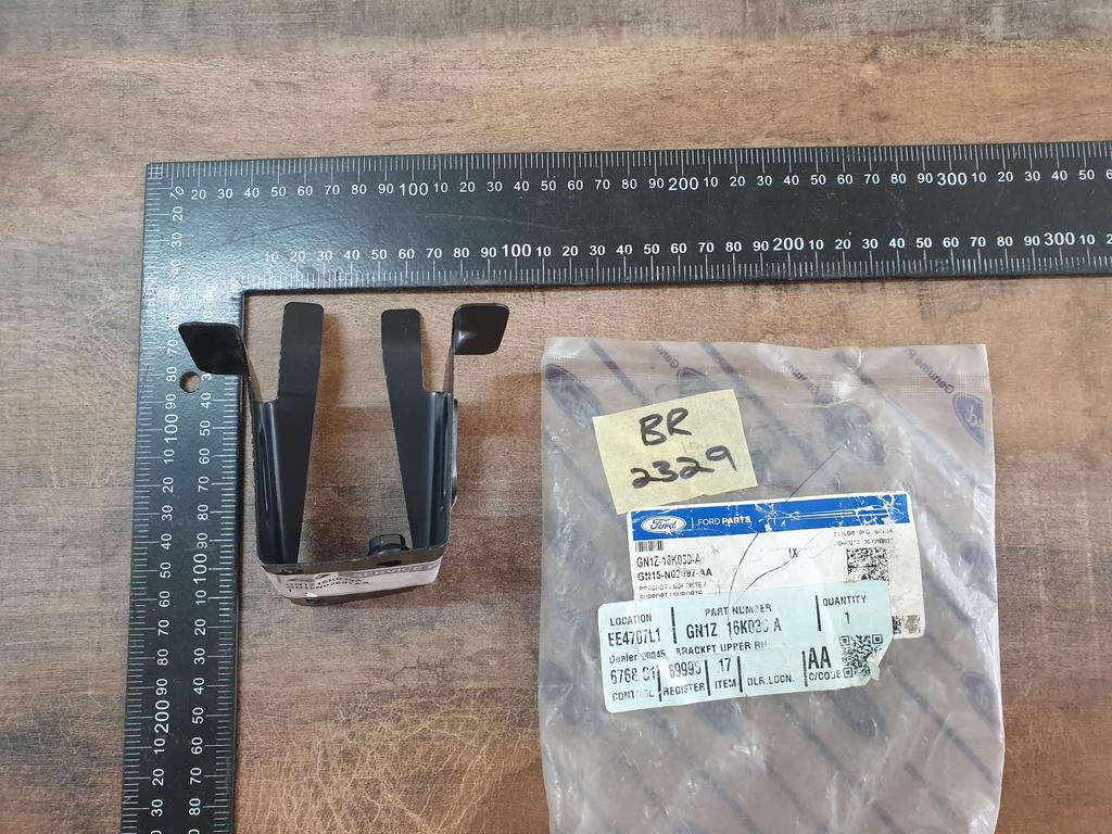 Original New Ford EcoSport Left Rear Fender Bracket