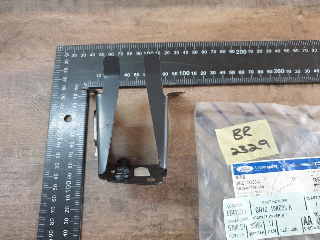 Original New Ford EcoSport Left Rear Fender Bracket