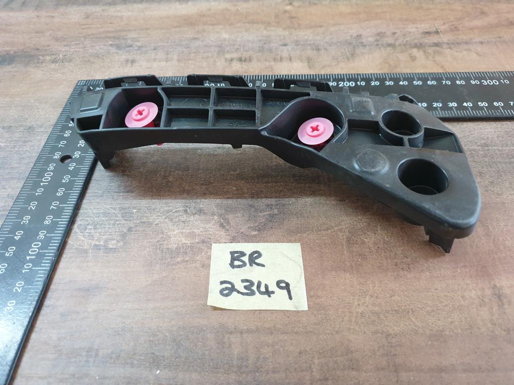 Original New Toyota Hilux Right Front Bumper Bracket