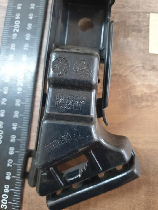 Original New Mercedes-Benz E-Class W213 Right Rear Bumper Bracket