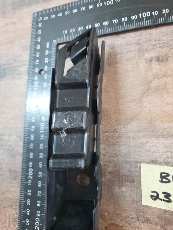 Original New Mercedes-Benz E-Class W213 Right Rear Bumper Bracket
