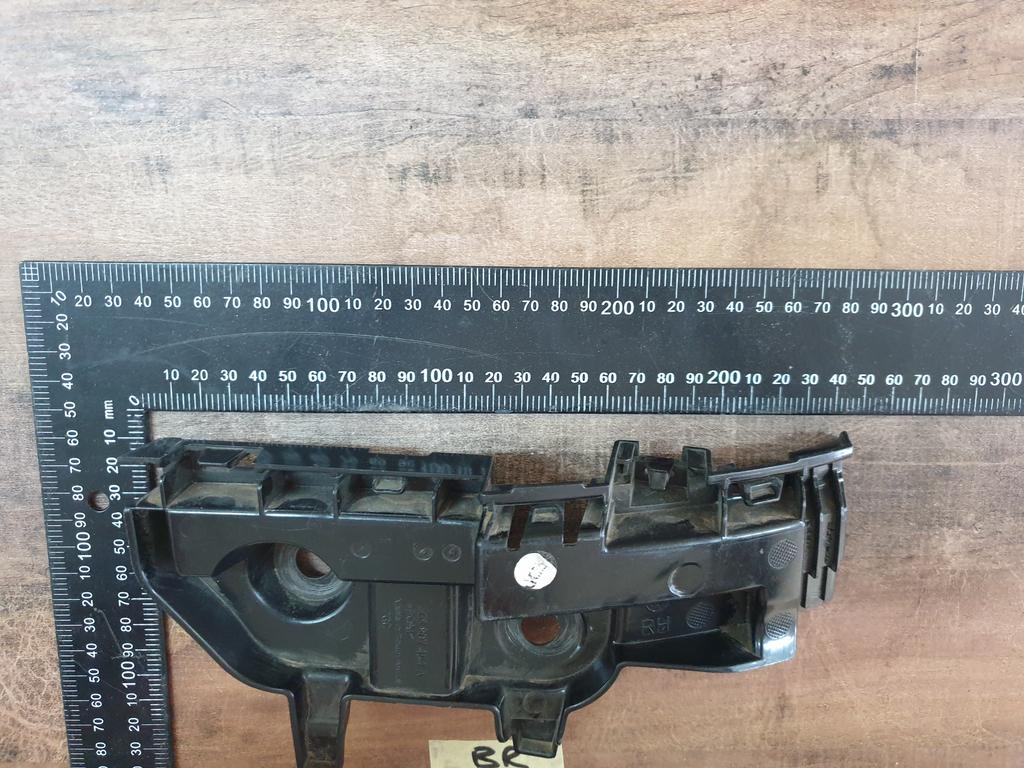 Original New Volkswagen Polo Right Rear Bumper Bracket