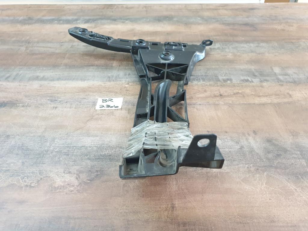 Original New Mercedes-Benz C-Class W205 Left Rear Bumper Bracket