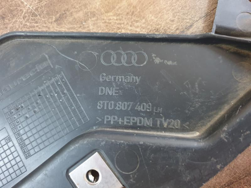 Original New Audi A5 Left Front Bumper Undershield Spoiler Adapter