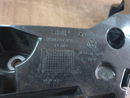 Original New Volkswagen T-Cross 2023 Right Front Outer Bumper Bracket