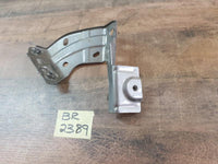 Original Used Volkswagen Polo Right Front Fender Bracket