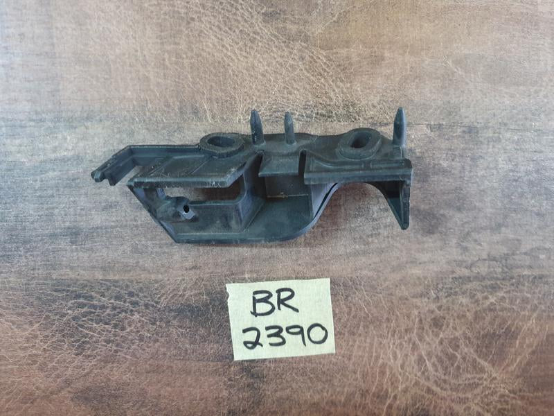 Original Used Audi A4 Right Front Outer Bumper Bracket