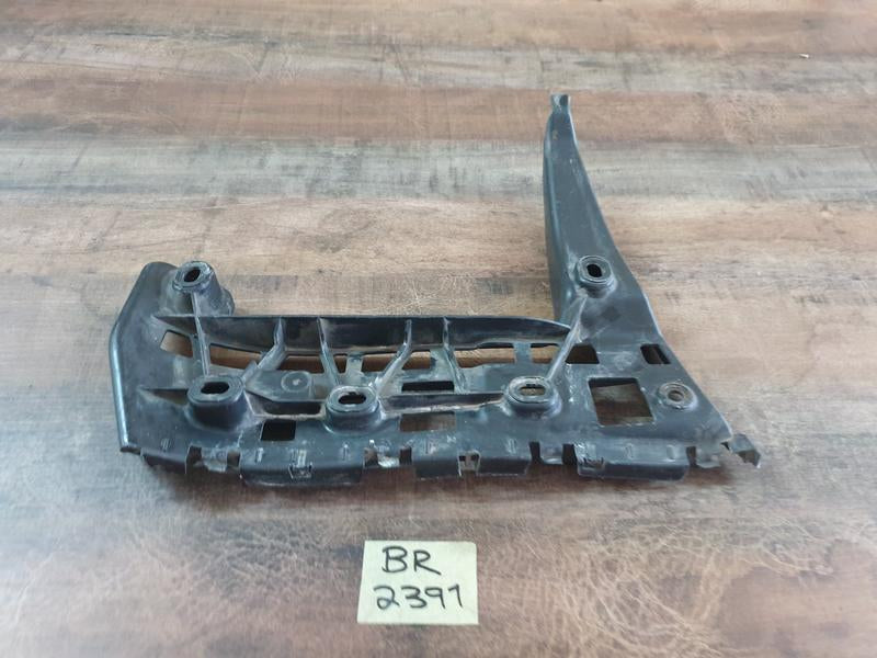 Original Used Volkswagen Caddy Right Rear Bumper Bracket