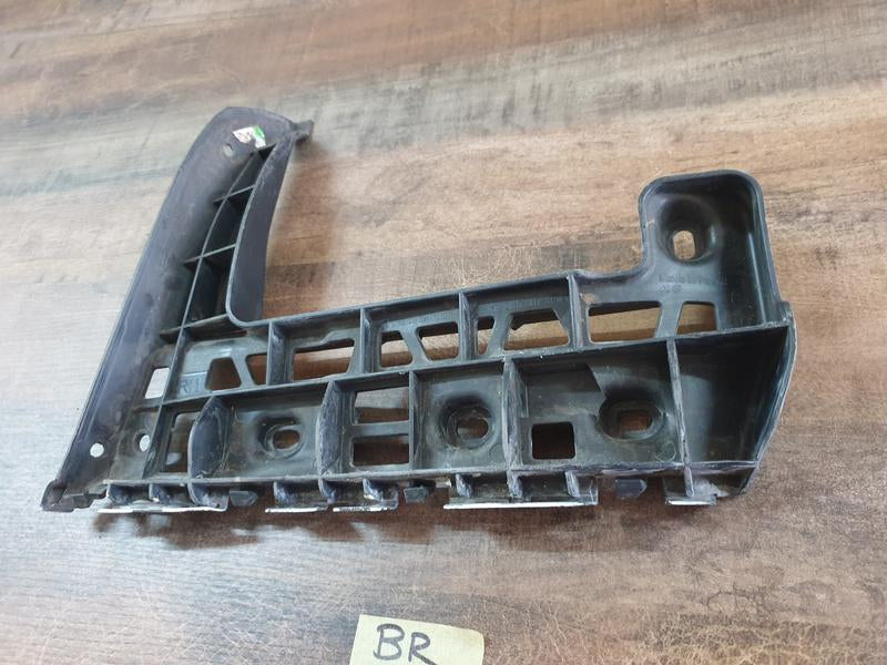 Original Used Volkswagen Caddy Right Rear Bumper Bracket