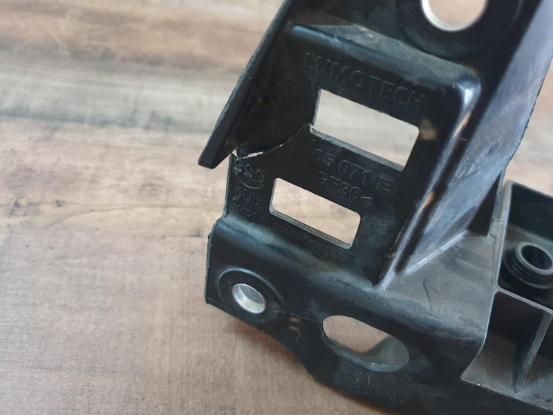 Original Used Volkswagen Polo Left Front Headlight Bracket