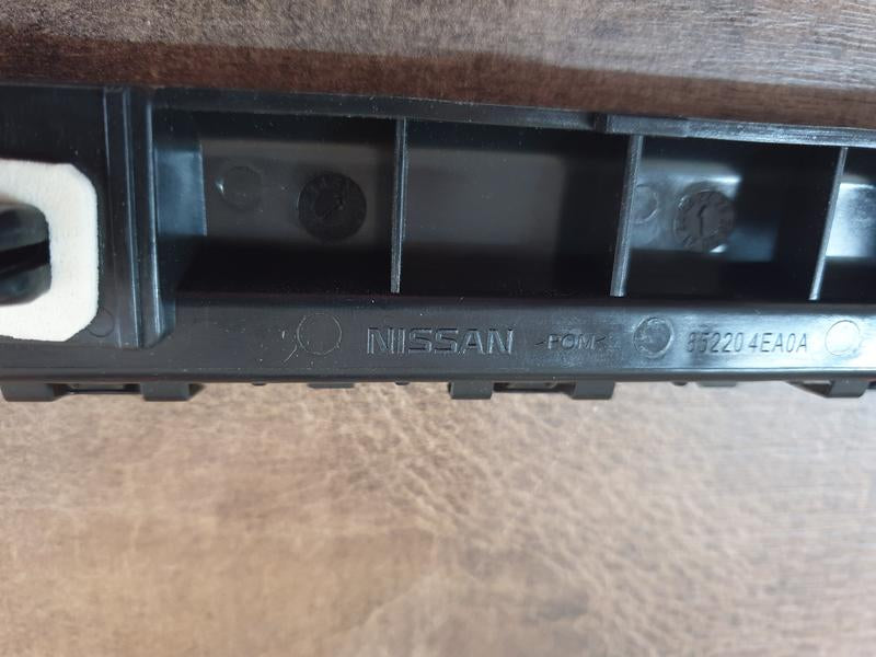 Original New Nissan Qashqai Right Rear Bumper Bracket