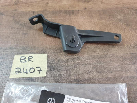 Original New Mercedes-Benz C-Class W204 Left Rear Bumper to Fender Bracket
