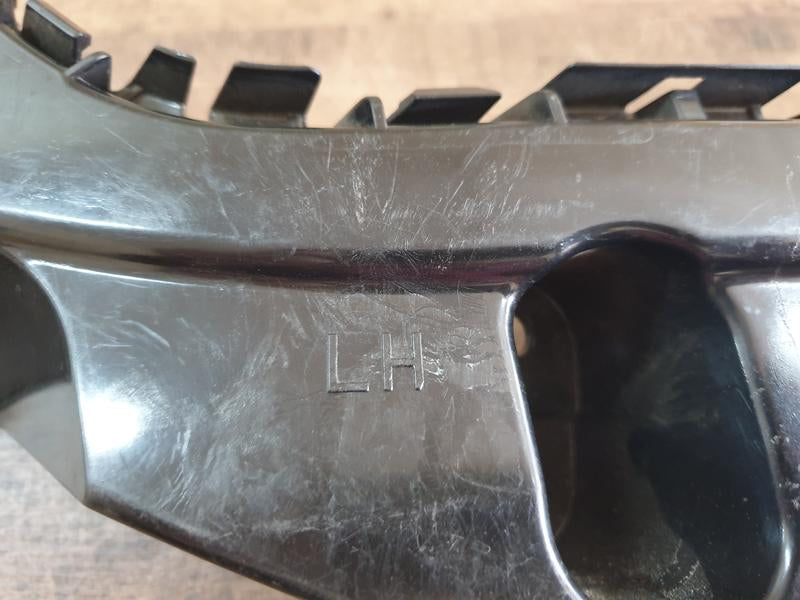 Original New Ford Ranger Left Front Bumper Bracket