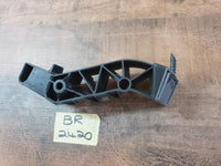 Original New Mercedes-Benz V-Class W447 Right Front Inner Bumper Bracket