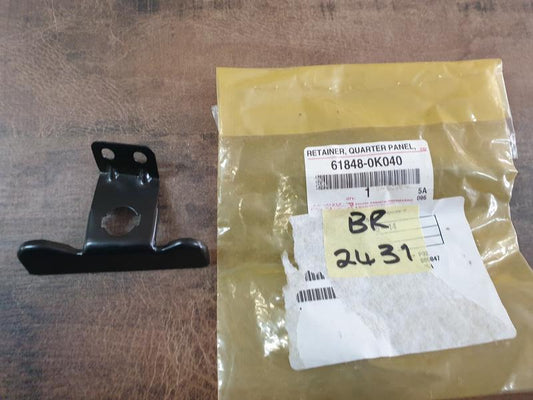 Original New Toyota Fortuner Left Quarter Panel Clip Retainer