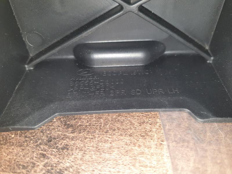 Original New Hyundai Tucson Left Front Bumper Bracket