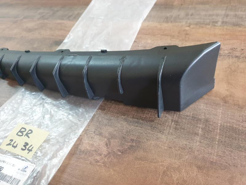 Original New Hyundai Tucson Left Front Bumper Bracket