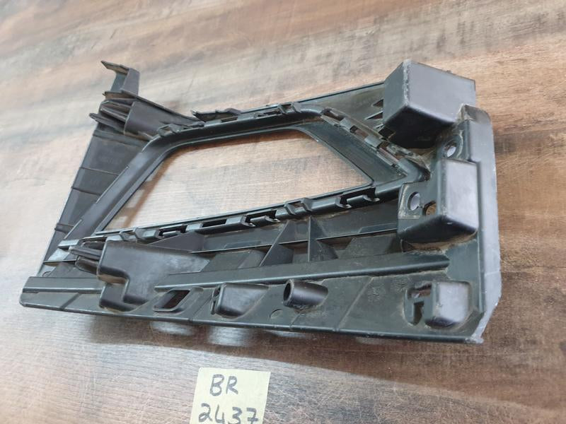 Original New Volkswagen Polo Left Front Fog Light Cover Bracket