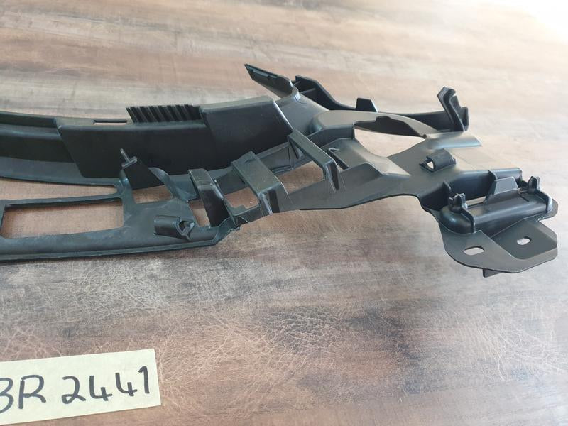 Original New Mercedes-Benz C-Class W205 Left Front Bumper Bracket