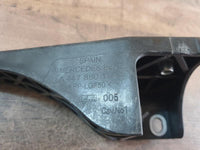 Original New Mercedes-Benz V-Class W447 Left Crossmember Bracket