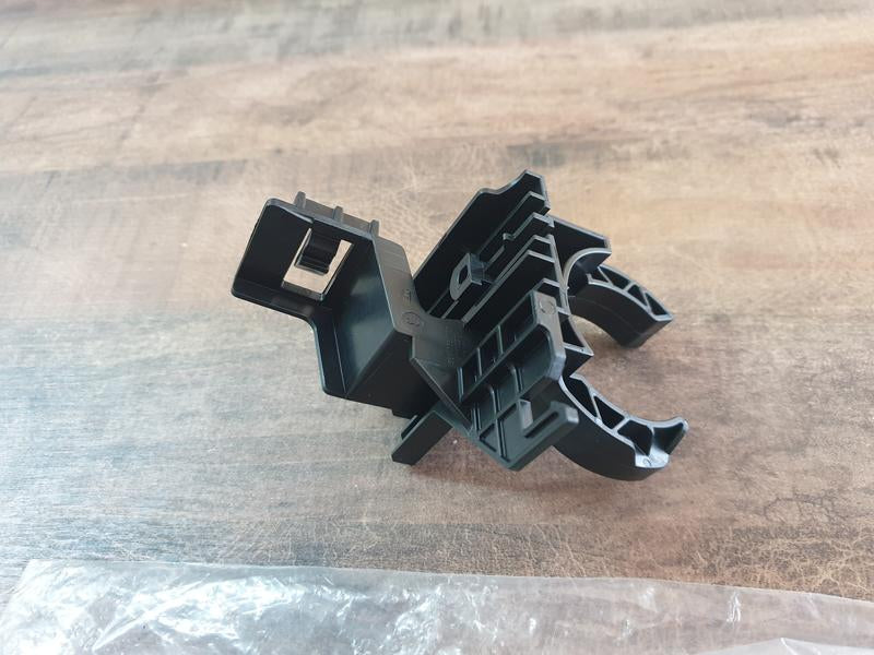 Original New Volkswagen Polo Washer Filler Pipe Holder Bracket