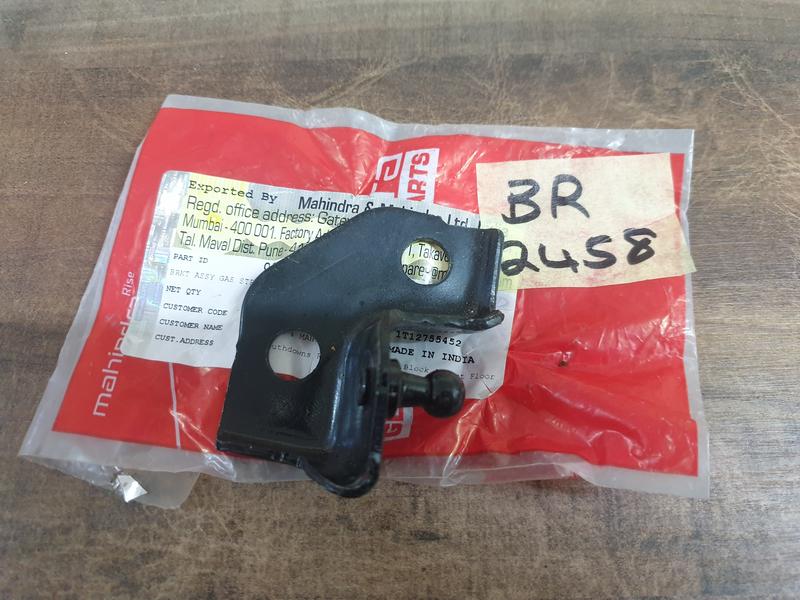 Original New Mahindra Pik Up Left Front Boot Shock Bracket