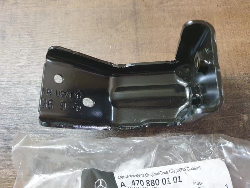 Original New Mercedes-Benz X-Class W470 Left Front Bumper Upper Bracket