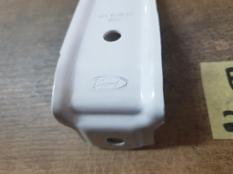 Original Used Ford Everest Ranger Front Bumper Inner Bracket