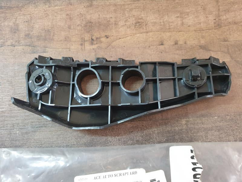 Toyota Aftermarket Corolla Quest Right Front Bumper Bracket