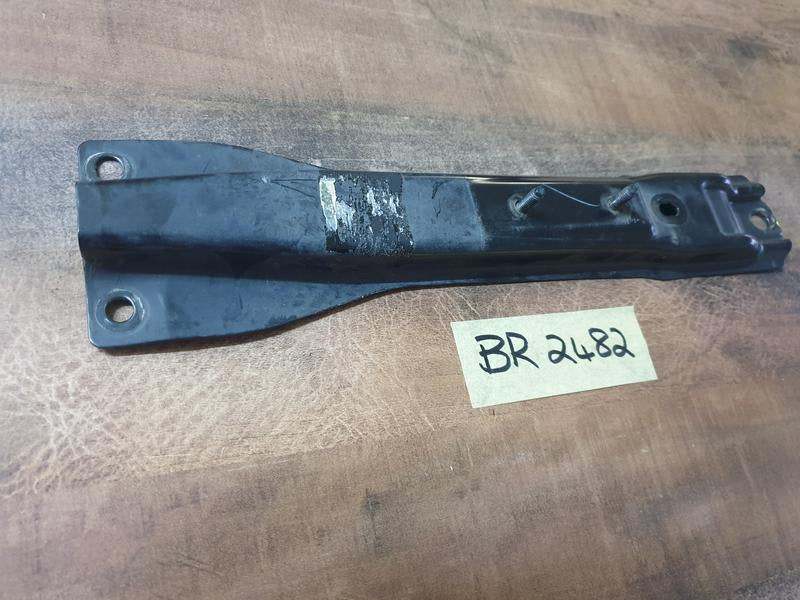 Original Used Isuzu D-Max Cradle Engine Hood Stay Bracket