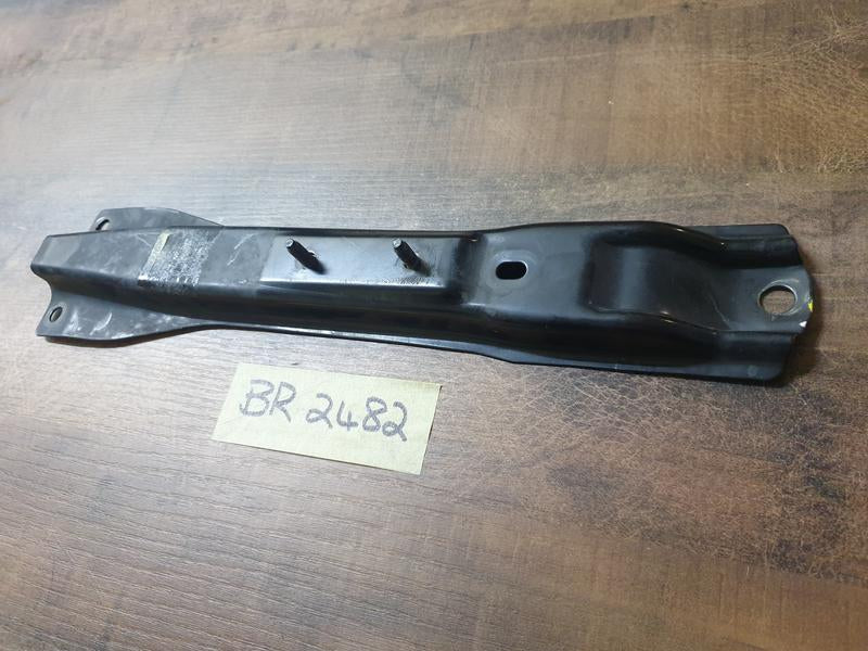 Original Used Isuzu D-Max Cradle Engine Hood Stay Bracket