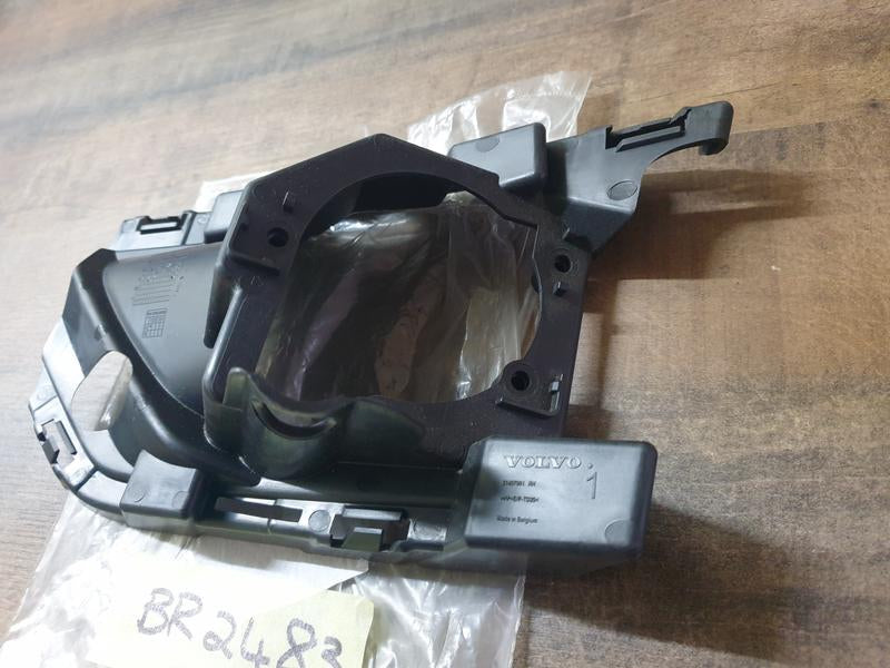 Original New Volvo XC40 Right Front Inner Bumper Bracket Fog Light Mounting