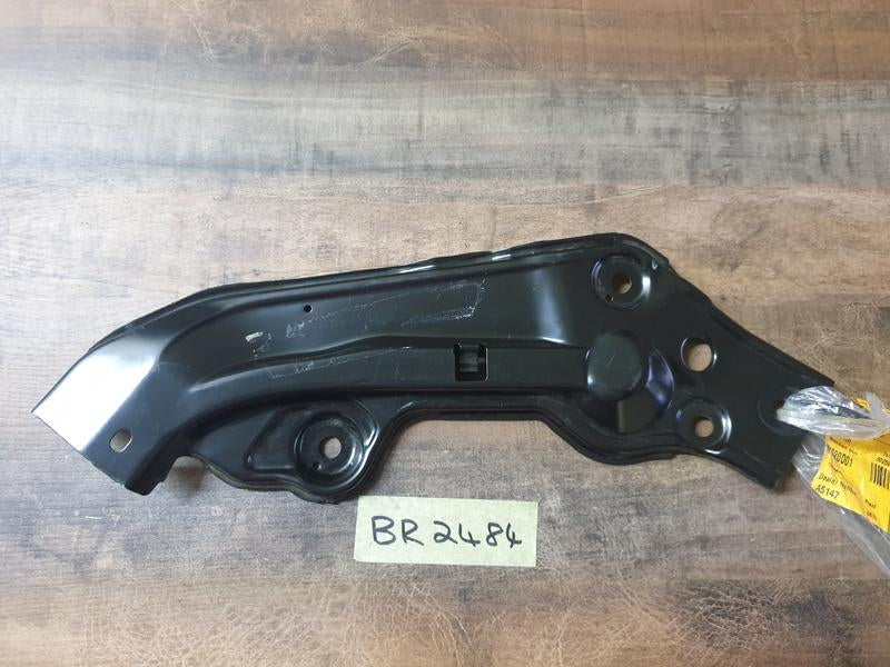 Original New Volkswagen Polo Right Front Lock Carrier Strut Upper Headlight Bracket