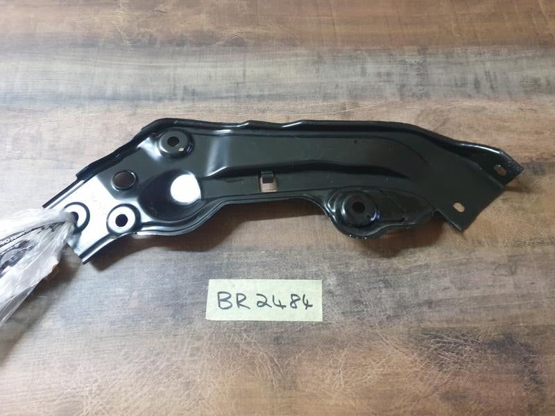 Original New Volkswagen Polo Right Front Lock Carrier Strut Upper Headlight Bracket