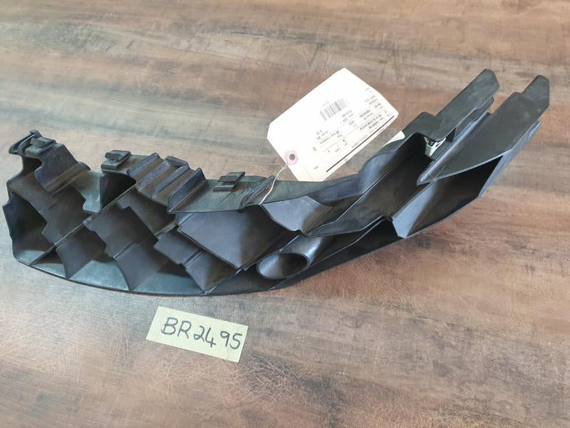 Original New Jeep Grand Cherokee Left Front Bumper Cover Bracket
