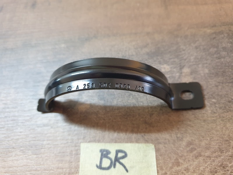 Original New Mercedes-Benz GLC Coupe C253 Water Pump Mounting Bracket