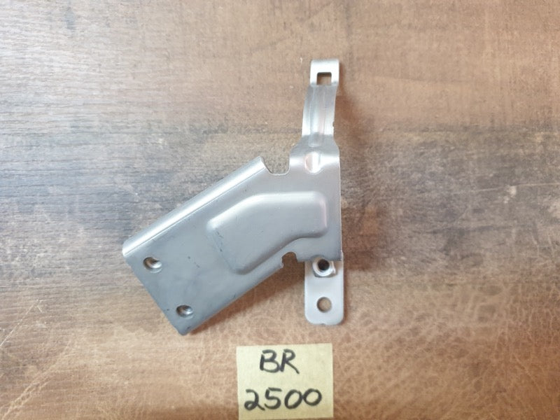 Original New Mercedes-Benz GLC Coupe C253 Front Water Pump Bracket