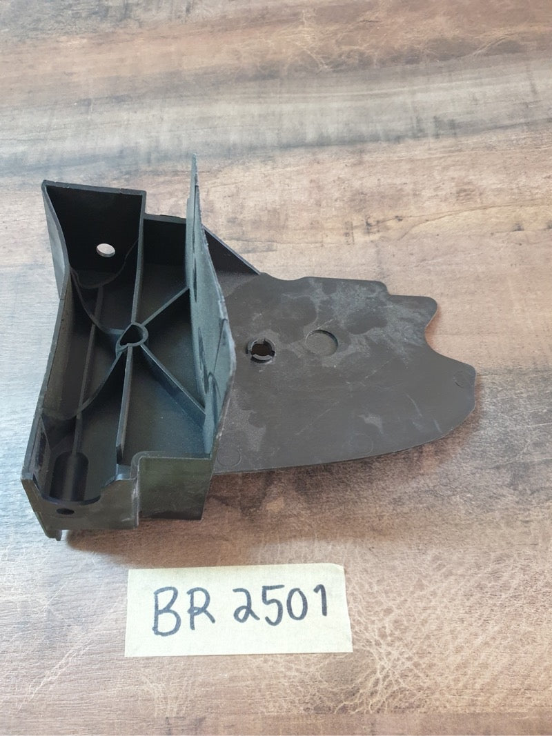 Original New Mercedes-Benz V-Class W639 Left Front Bumper Bracket