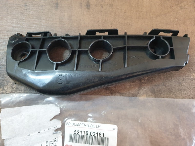 Original New Toyota Corolla Quest Left Front Bumper Bracket